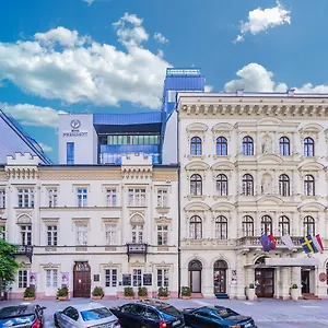 Hotell President