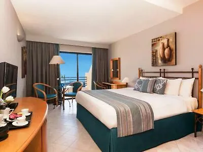 Verdi St George'S Bay Marina Saint Julian's Otel